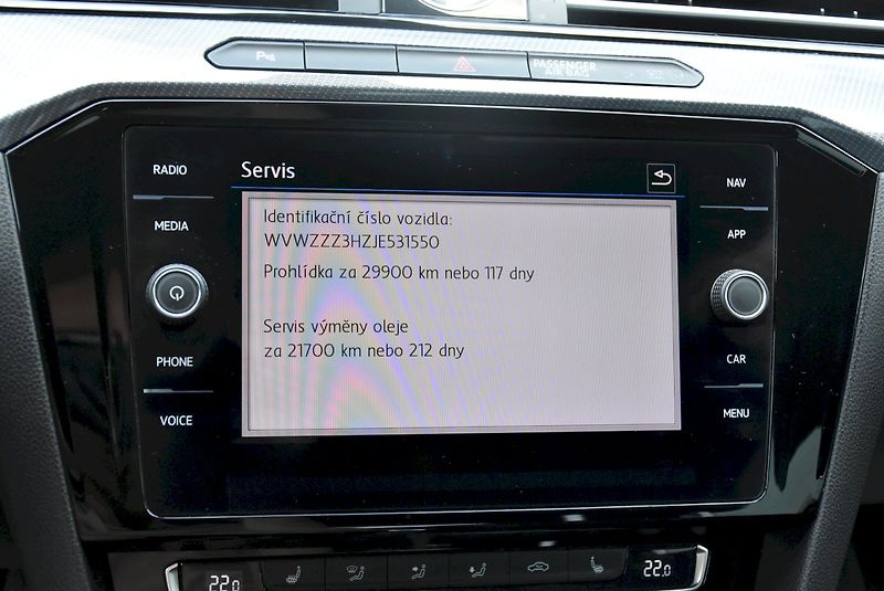 Volkswagen Arteon (2018) R-Line  2.0 BITDI 176kW 4x4 DS - fotka 21 z 32