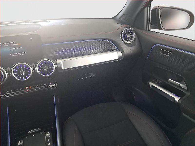 Mercedes-Benz EQB (2022) 350 4MATIC - fotka 8 z 21