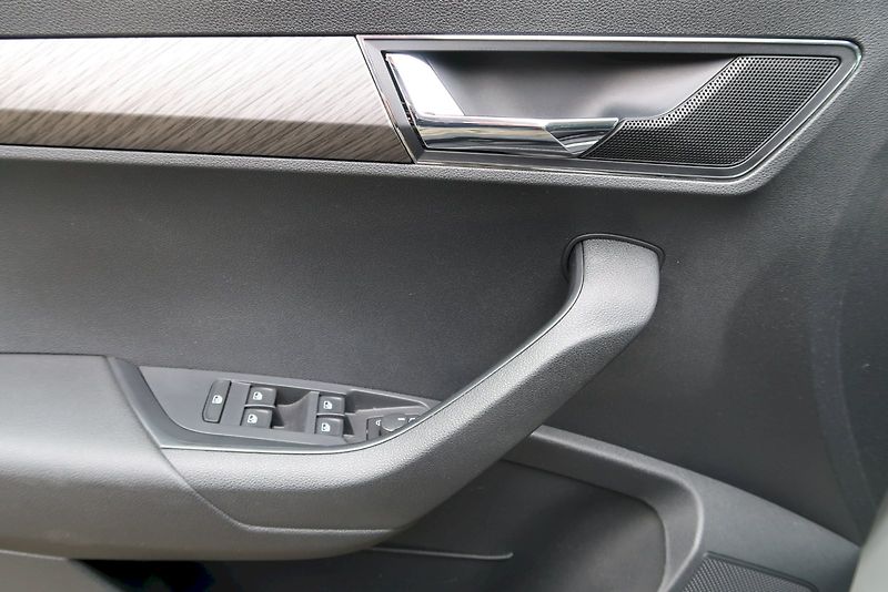 Škoda Karoq (2023) Style Plus 1,5 TSi/110 kW DSG - fotka 18 z 30