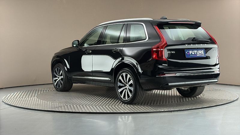 Volvo XC90 2.0 B5 AUT AWD Ultimate Bright - fotka 2 z 36