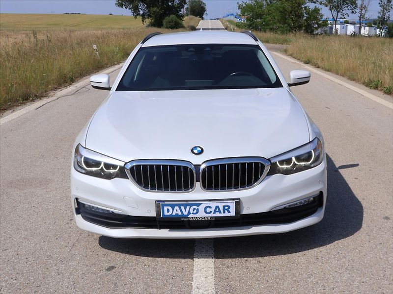 BMW Řada 5 2,0 525d 170kW Aut. Navi LED - fotka 2 z 35