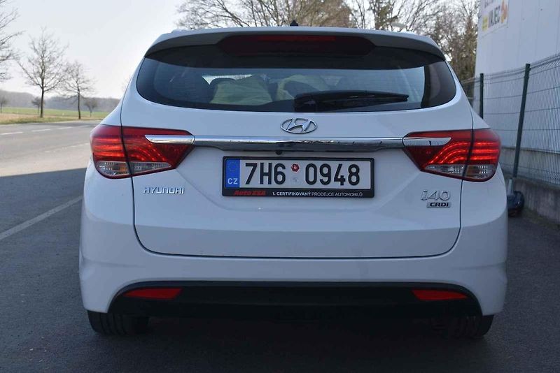 Hyundai i40 kombi je velké auto za poměrně příznivé ceny