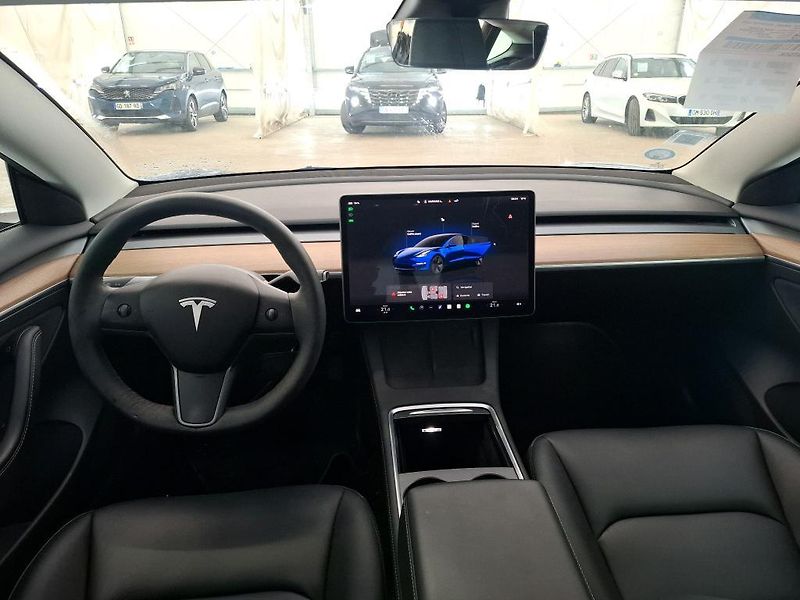 Tesla Model 3 (2023) AWD   SOH 91,7%   PŘIPRAVUJEME - fotka 8 z 9