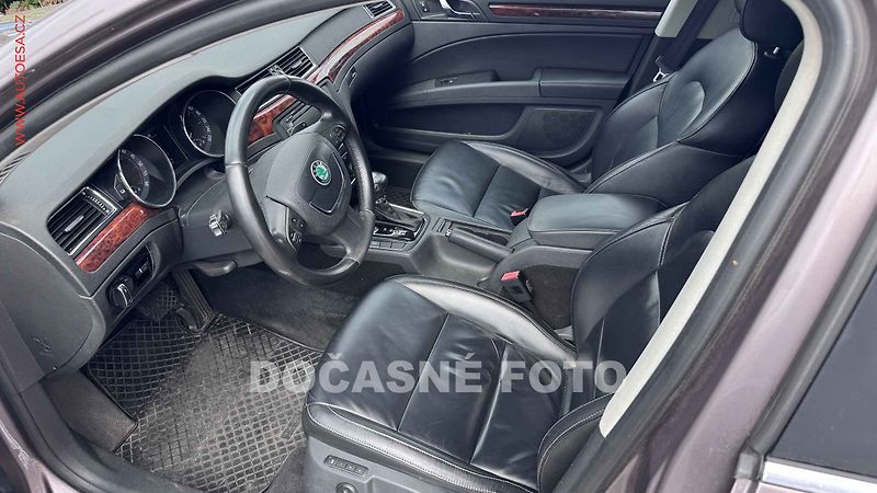 Škoda Superb (2012) 2.0 TDi, AT, autoAC - fotka 3 z 3