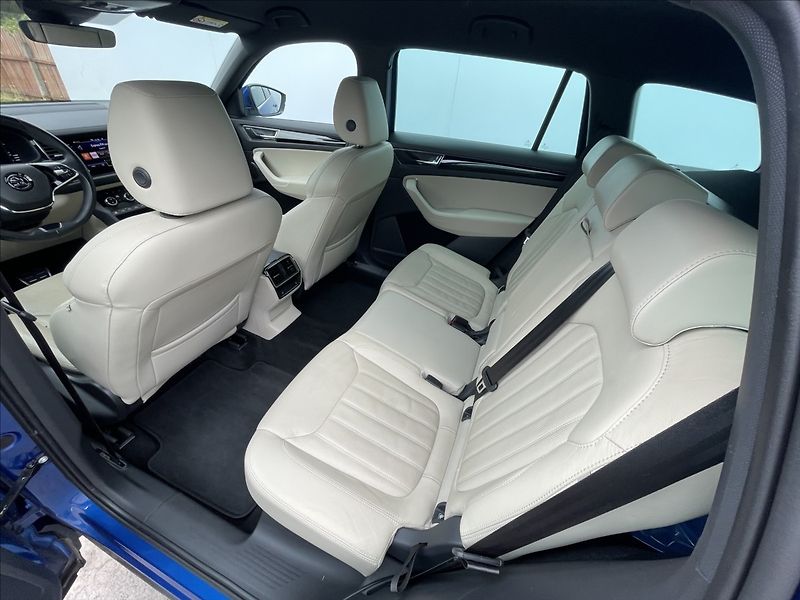 Škoda Kodiaq 2,0 TDI 4x4 DSG L&K TAŽNÉ - fotka 18 z 24