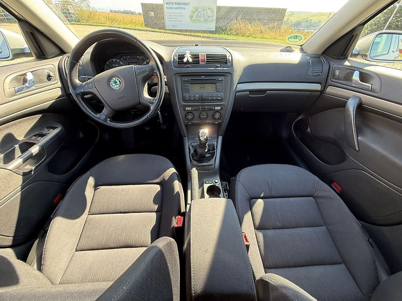 Škoda Octavia (2005) 1,9 TDI - fotka 6 z 16