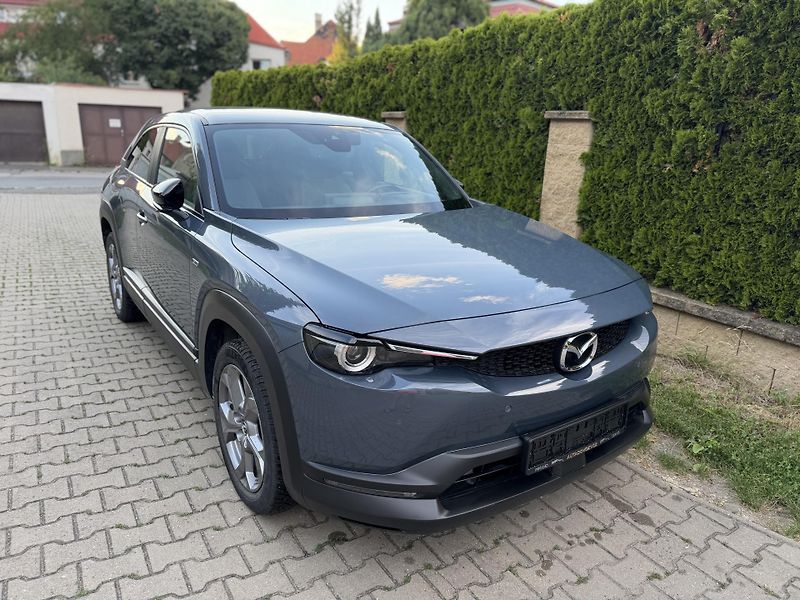 Mazda MX-30 EXLUSIVE-NAVI-tepelné čerpadlo - fotka 2 z 26