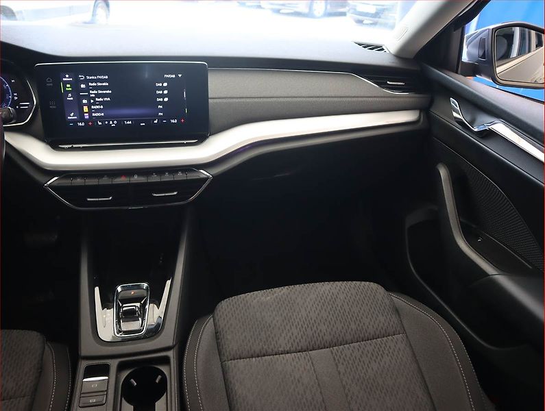 Škoda Octavia (2022) Ambition Plus 2.0 TDI - fotka 8 z 20