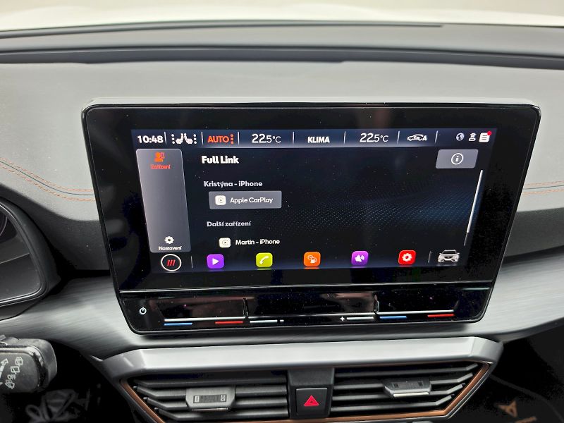 Cupra Formentor (2022) 2.0TSI 140KW DSG 4DRIVE - fotka 18 z 33