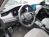 Škoda Octavia Combi 2.0TDi DSG Selection - náhled 15