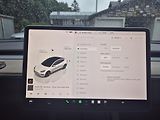 Tesla Model 3 STANDART RANGE 208kw SOH 93,6% - náhled 22