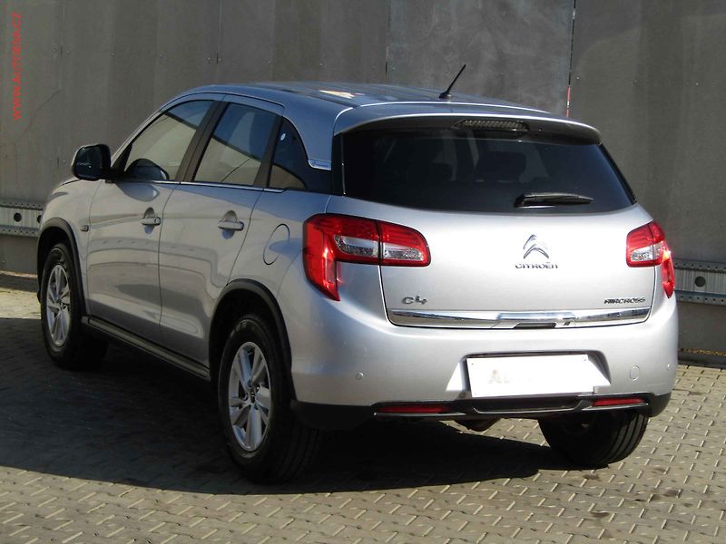 Citroën C4 Aircross (2013) 1.6 HDi, 2.maj, AC, navi - fotka 6 z 18
