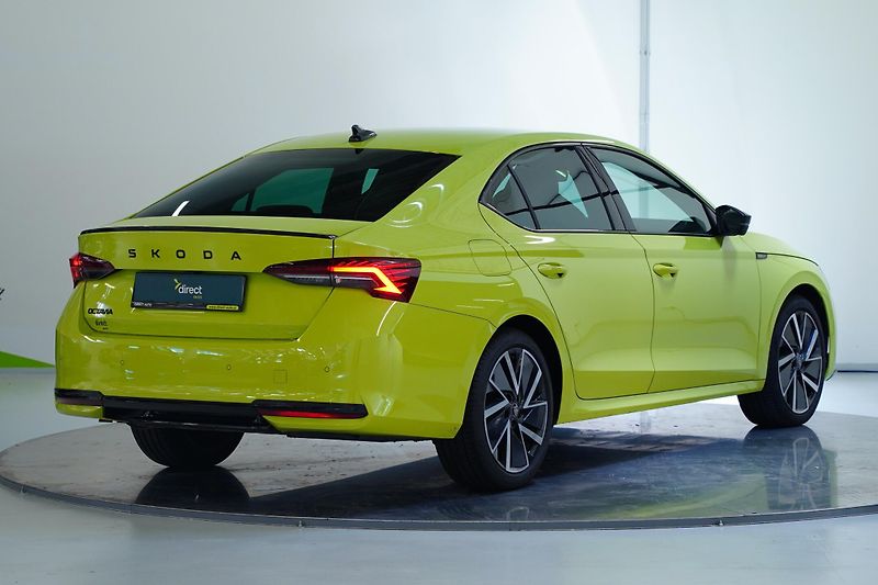 Škoda Octavia - fotka 2 z 30