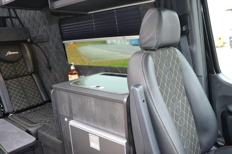 Mercedes-Benz Sprinter 317 CDi 125kW  Camper TOP - fotka 38 z 51