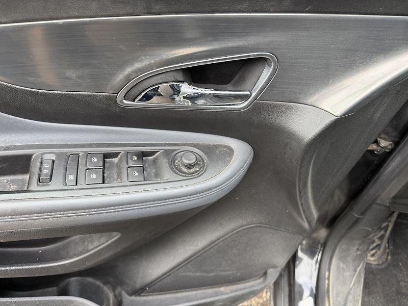 Opel Mokka 1.6 CDTi AUTOMAT - fotka 10 z 17