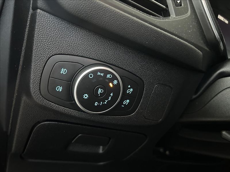 Ford Focus 1,0   ACTIVE,ECOBOOST,AUTOMAT - fotka 11 z 27