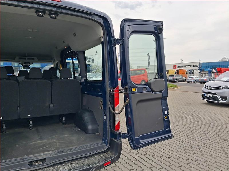 Ford Transit (2021) Trend 2.0 EcoBlue mHEV, Bus - fotka 13 z 17