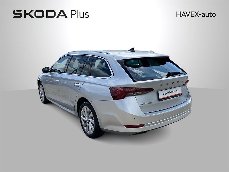 Škoda Octavia (2024) Combi 2.0 TDI DSG Style + - fotka 32 z 34