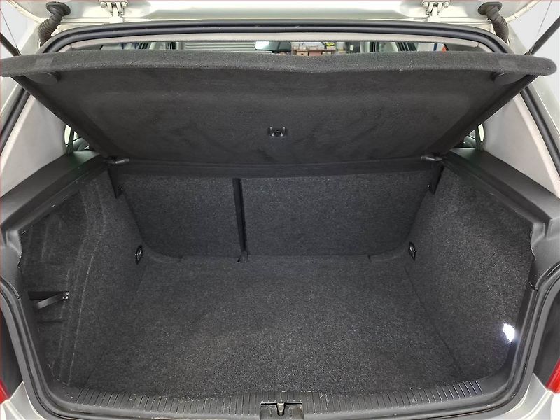 Volkswagen Golf (1999) 1.9 SDI, nová STK, Klima - fotka 13 z 13