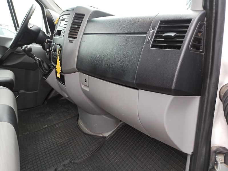 Volkswagen Crafter 2.0TDI 100kW DOUBLE CAB 2.MAJ. - fotka 12 z 24