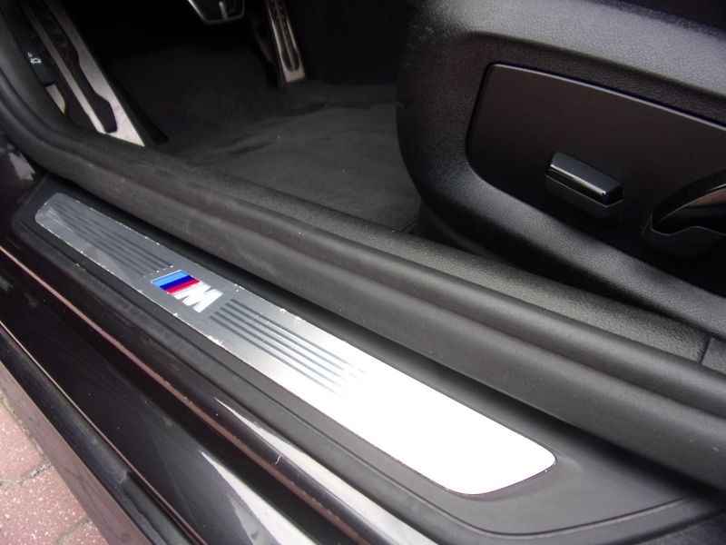 BMW Řada 5 (2019) 530D NAVI ALU NAVI M-PACKET - fotka 40 z 48