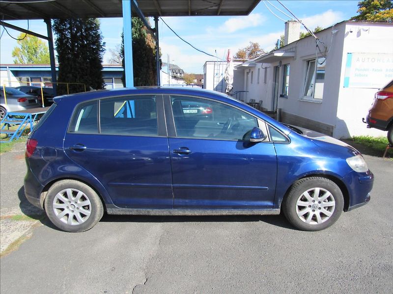 Volkswagen Golf Plus 1,9 TDI 77kW Comfortline - fotka 8 z 31