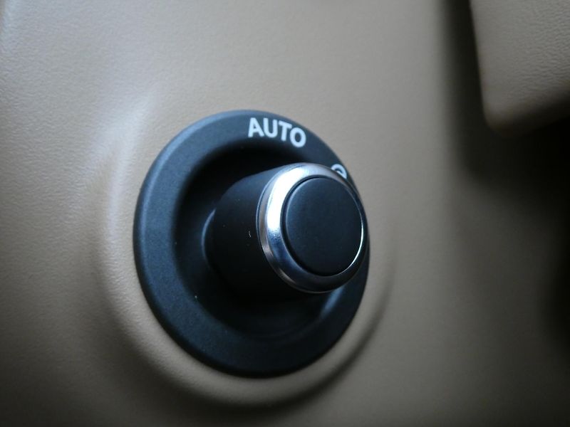 Land Rover Range Rover 4,4 Autobiography P530 - fotka 27 z 44