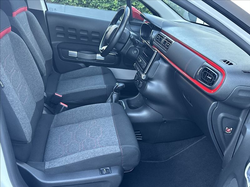 Citroën C3 1,2 82PS  Feel Komfort - fotka 16 z 52