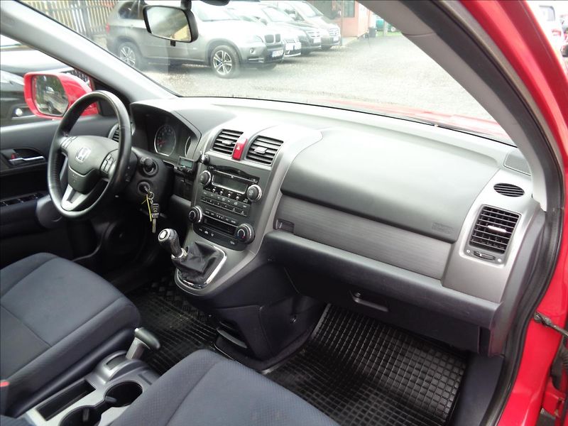 Honda CR-V 2,0 - fotka 10 z 17