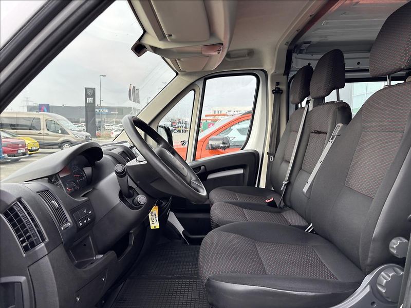 Peugeot Boxer 2,2 BluHDI 88kW L1 Active - fotka 18 z 31
