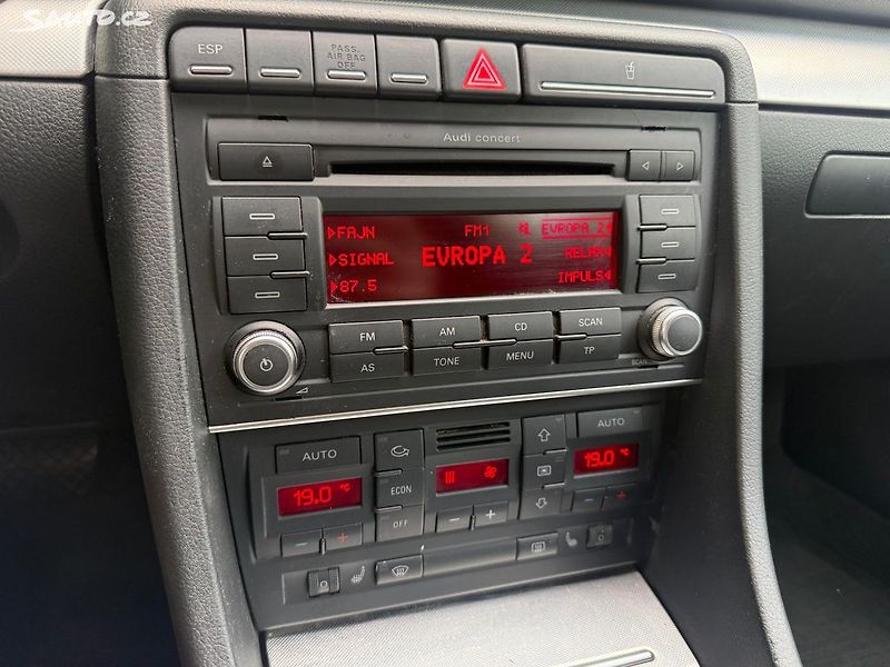 Audi A4 (2007) 2.0T, 147kw Nová STK Automat - fotka 17 z 18