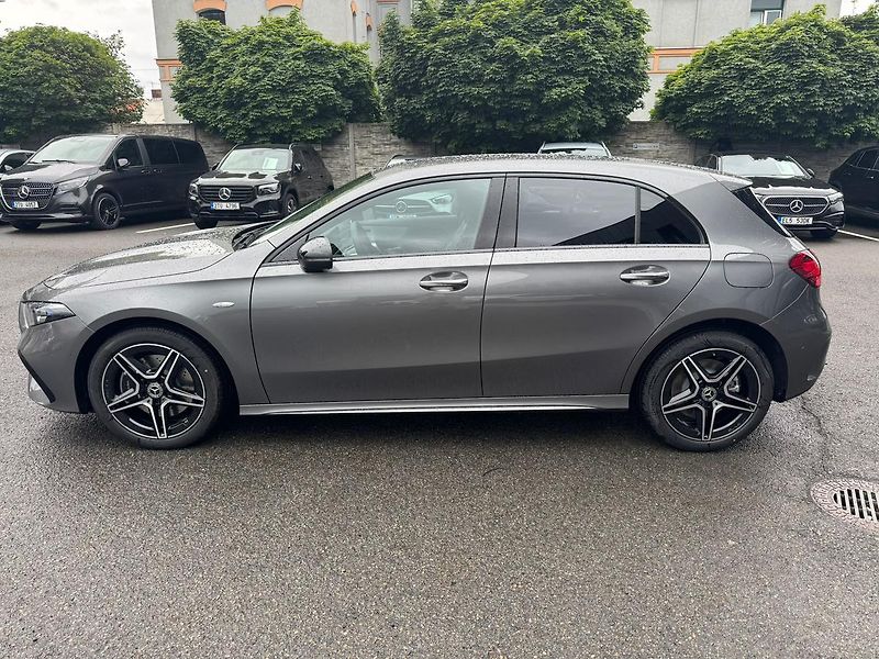 Mercedes-Benz Třídy A A 250 e AMG Premium paket demo - fotka 4 z 33