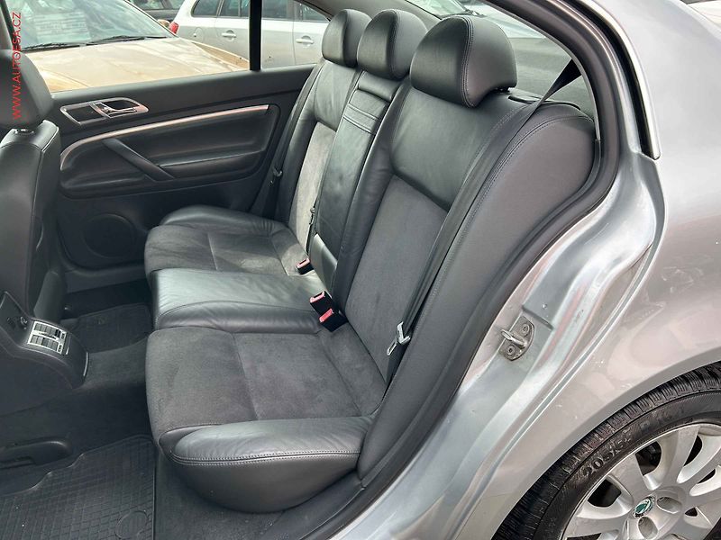 Škoda Superb (2008) 1.9 TDi, STK1/28 - fotka 10 z 17