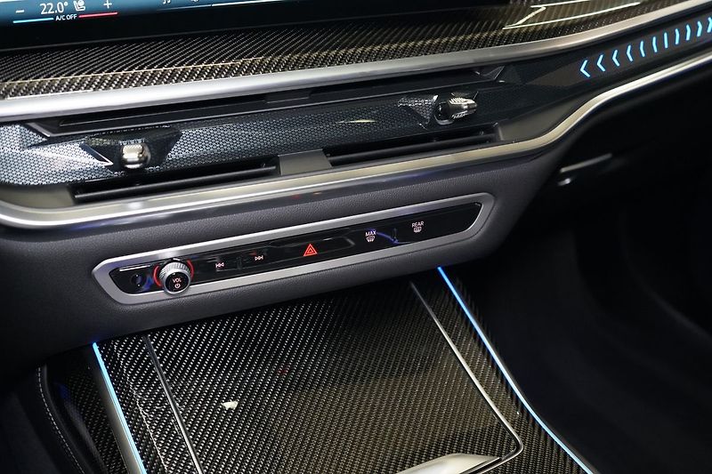 BMW X7 40d xDrive, Nezávislé, Tažné - fotka 38 z 48
