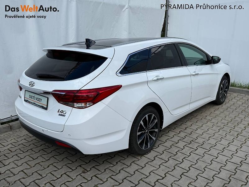 Hyundai i40 (2017) 1.7 CRDi 104 kW Premium - fotka 2 z 22