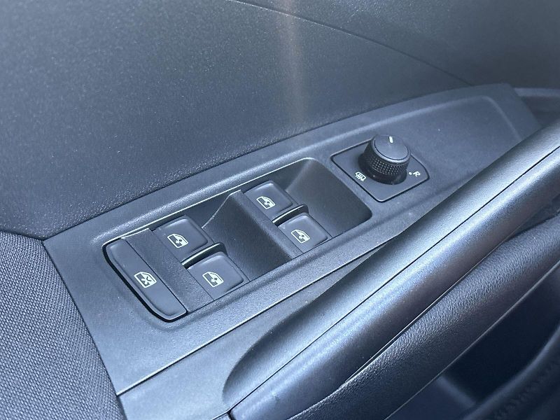 Škoda Fabia (2025) 1.0 TSI Selection - fotka 16 z 29