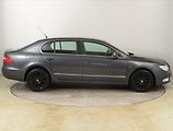 Škoda Superb (2009) Ambition Plus 2.0 TDI, Xenony - náhled 6