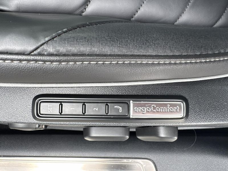 Volkswagen Arteon Shooting Brake R-Line 2,0 TDI 4Motion DSG - fotka 15 z 29
