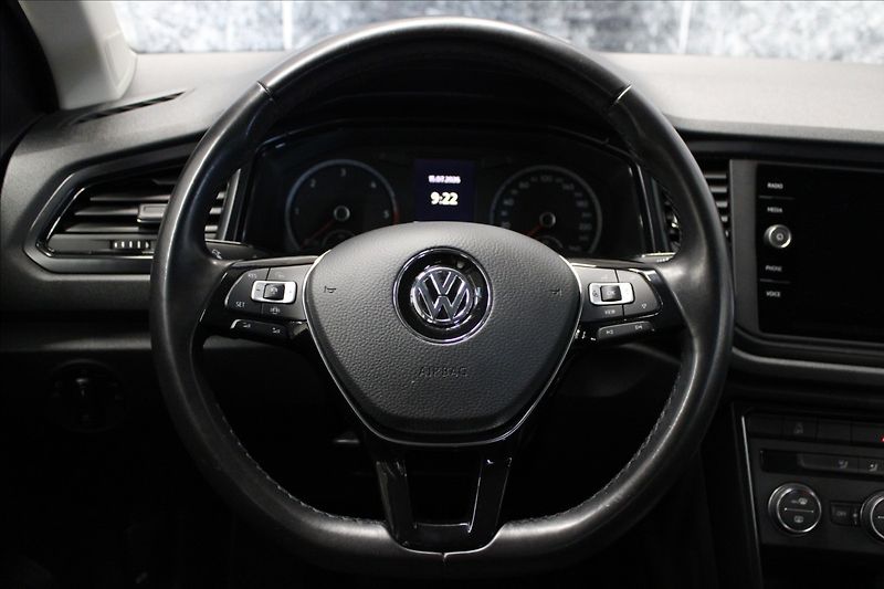 Volkswagen T-Roc 1,6 TDI 1. Majitel CZ TOP - fotka 19 z 35