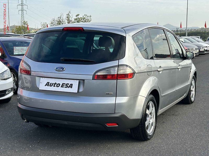 Ford S-MAX (2006) 2.0TDCi 7míst, STK9/28 - fotka 4 z 17