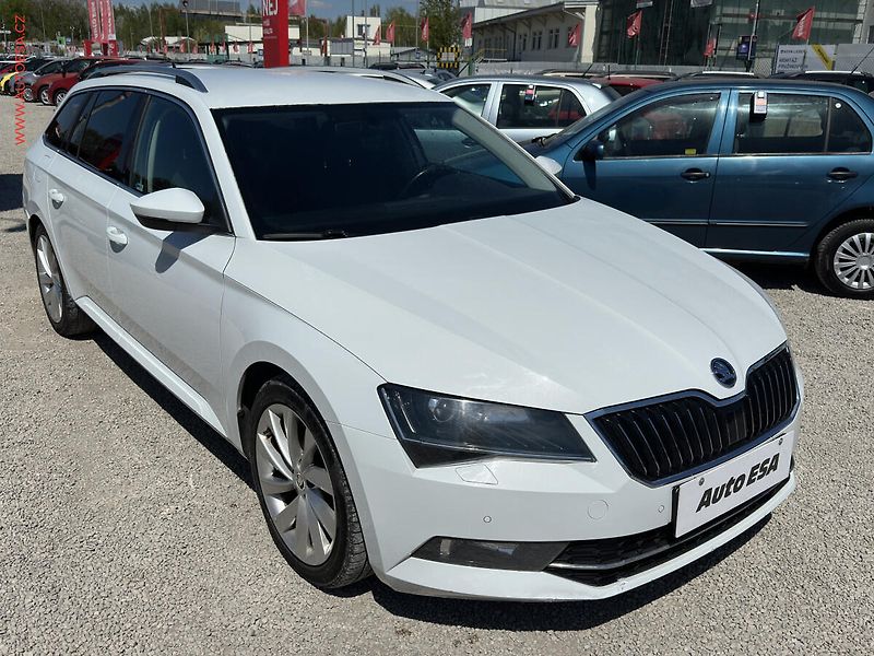 Škoda Superb (2016) 2.0 TDi, ČR, DSG, bixen - fotografie inzerátu