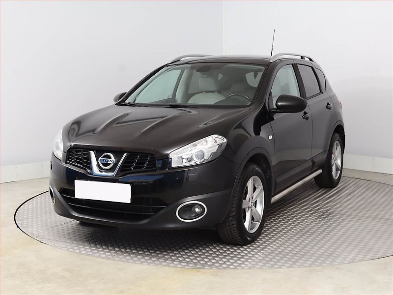 Nissan Qashqai (2010) 2.0 dCi, 4X4, Automat, Navi - fotka 2 z 15