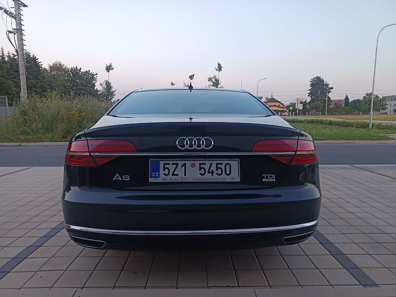 Audi A8 (2014) - fotka 14 z 59