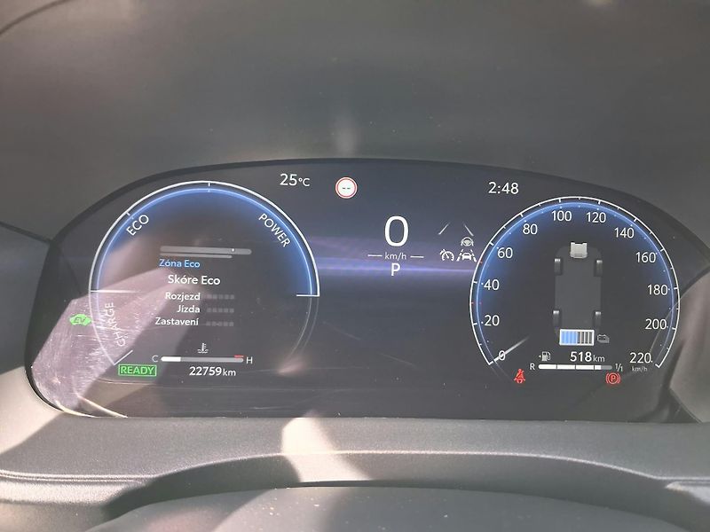 Toyota Yaris 1.5 HSD e-CVT GR-Sport - fotka 15 z 24
