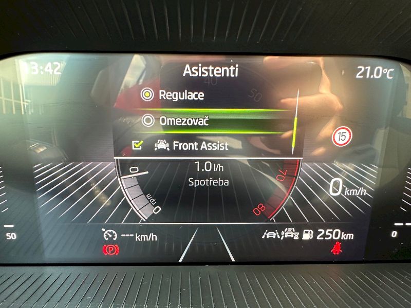 Škoda Kamiq (2025) 1,0 TSI / 85 KW / Selection - fotka 17 z 29