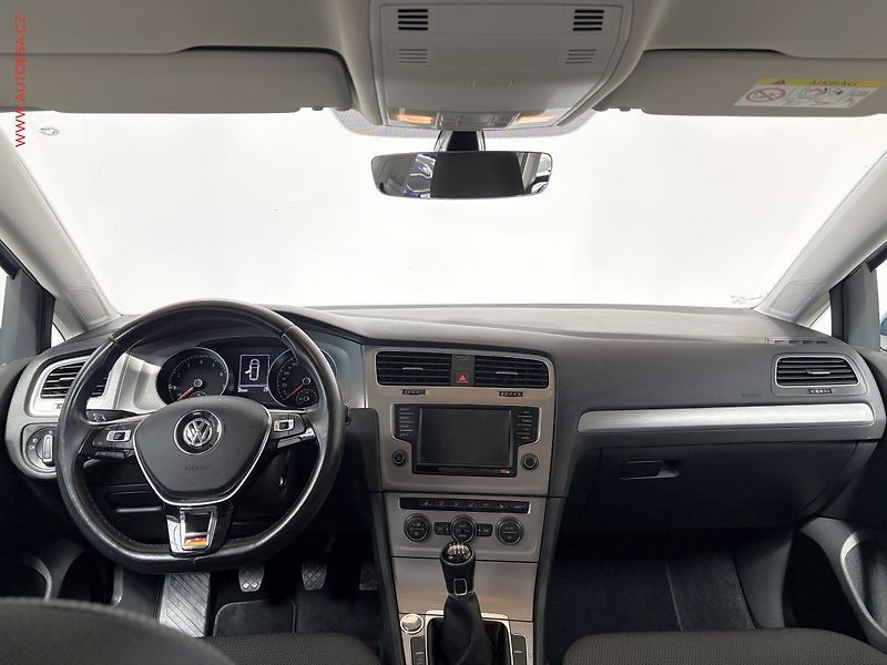 Volkswagen Golf (2016) 1.2 TSi, Comfortline, bixen - fotka 8 z 19