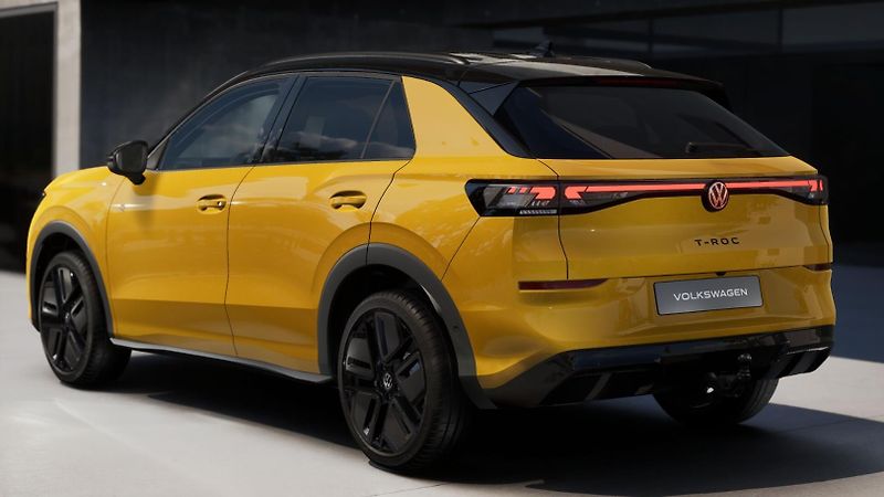 Volkswagen T-Roc (2026) R-Line 1,5 eTSI 110 kW 7DSG - fotka 3 z 6