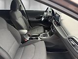 Hyundai i30 (2021) 1,5 T-GDi 117 kW SMART DCT - náhled 22
