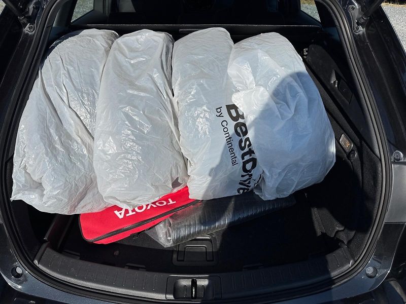 Toyota Corolla (2023) COMFORT 2.0HYBRID 112kW CZ DPH - fotka 6 z 11