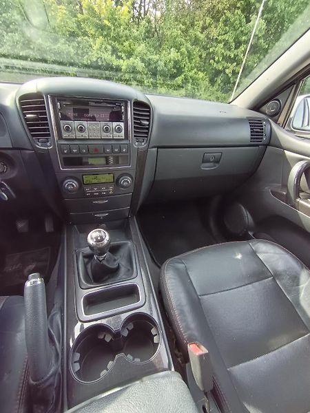 Kia Sorento (2007) 2.5 VGT tažné na 3t. - fotka 43 z 46